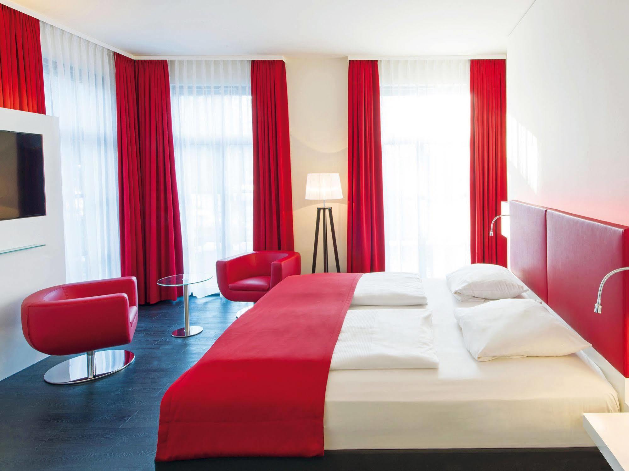 Dormero Schlosshotel Reichenschwand Εξωτερικό φωτογραφία
